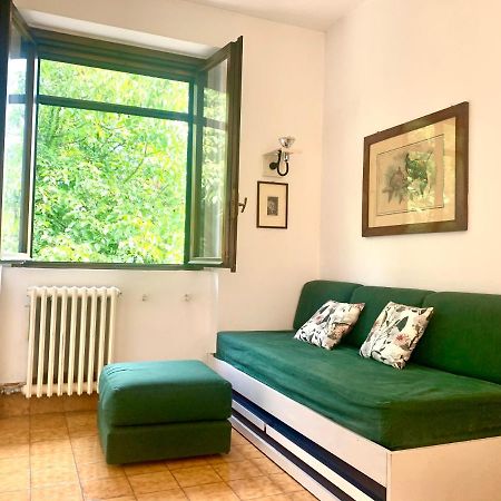 Green Apartment Albavilla Екстериор снимка